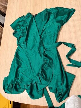 Trixxi Emerald Green Satin Top